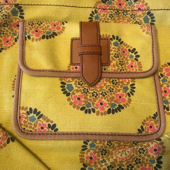 Fossil Yellow and Brown Crossbody Bag with Floral Print - Picture 2 of 9